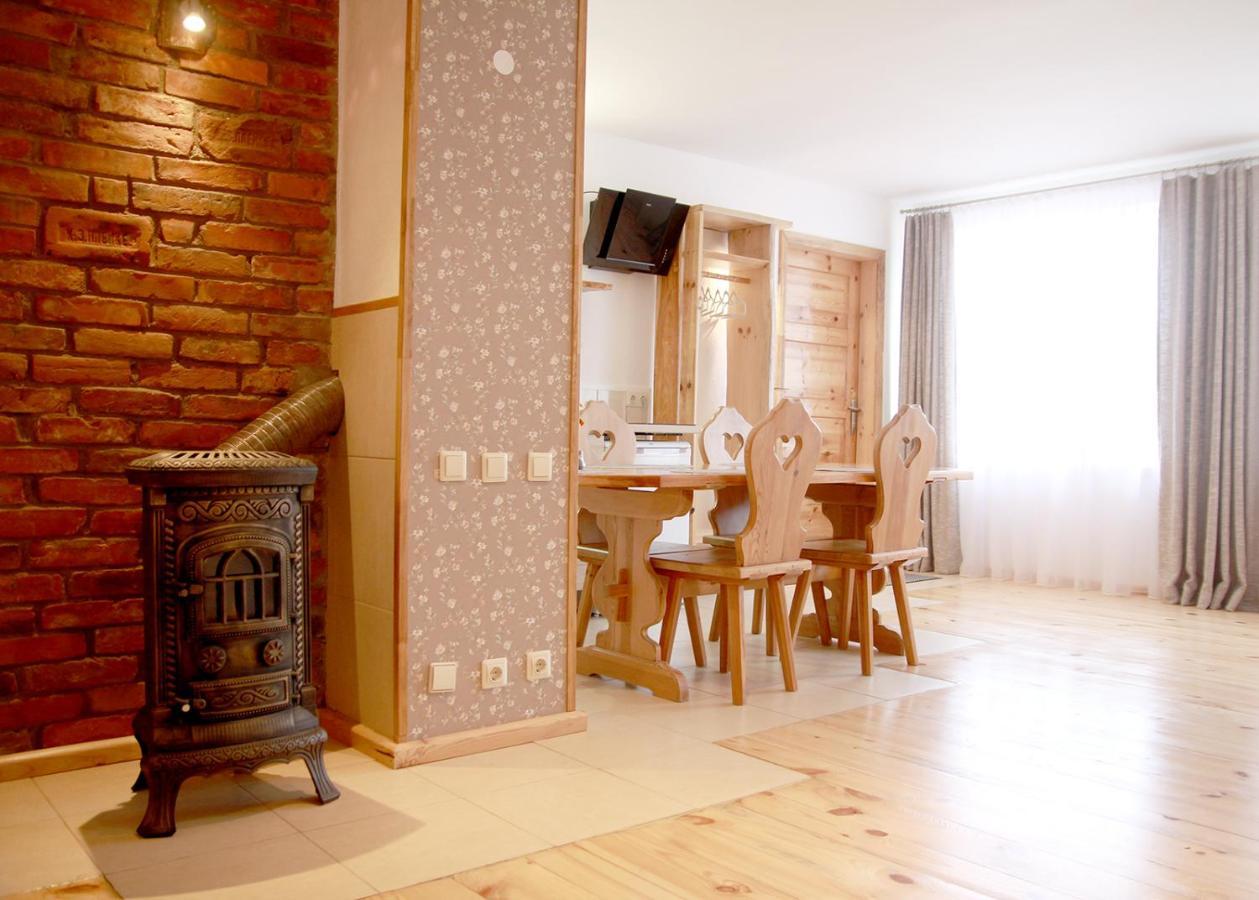 Emilie'S Apartments 利耶帕亚 外观 照片